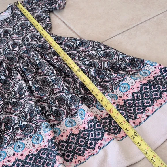 LuLaRoe Blue & Pink Short Sleeve Dress Size Small - Picture 5 of 6